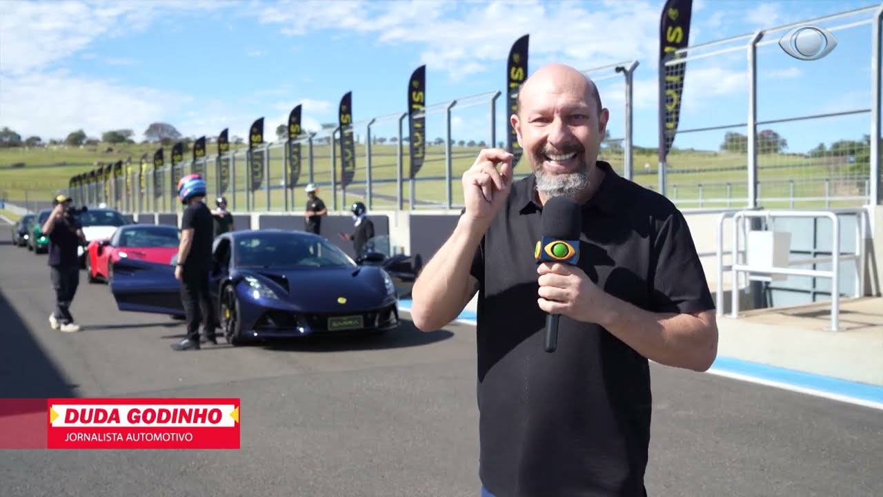 PILOTAMOS OS CARROS DA LOTUS NO BRASIL