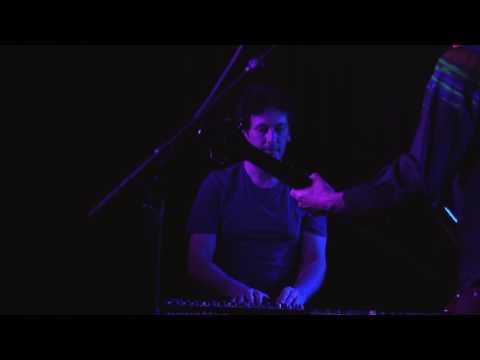 DUO  Oolluu Live at the Workers Club, Fitzroy, Melbourne