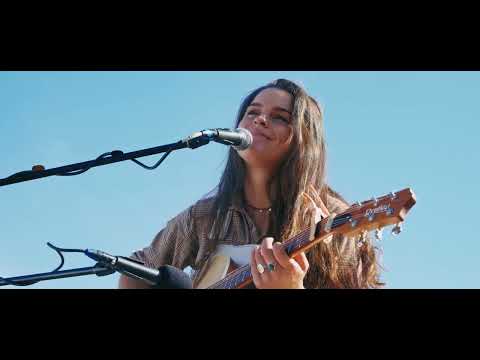 Steph Strings Nature Sessions - 'LION' (Phillip Island, Victoria)