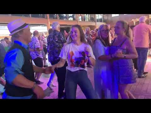 Tanta mi med Ingemars på Lavvotunet Dokka camping 01.07.23 Dansnytt