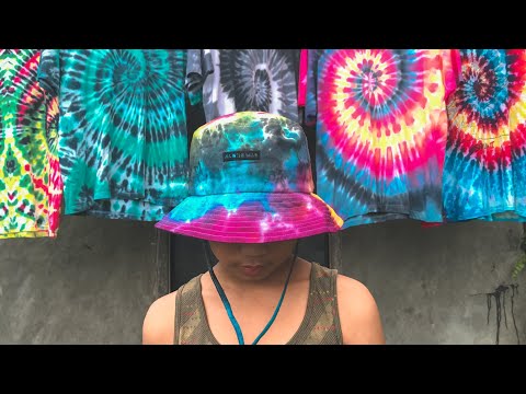 YouTube video about: How to tie dye a bucket hat?