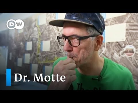 Dr. Motte: Erfinder der Loveparade im Gespräch | DW Interview