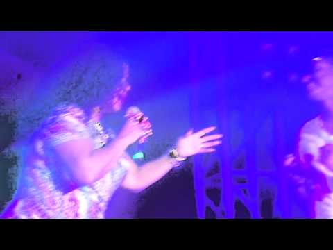 Eva Kalimba y Anna Carina - Tour Cena para Desayunar Perú