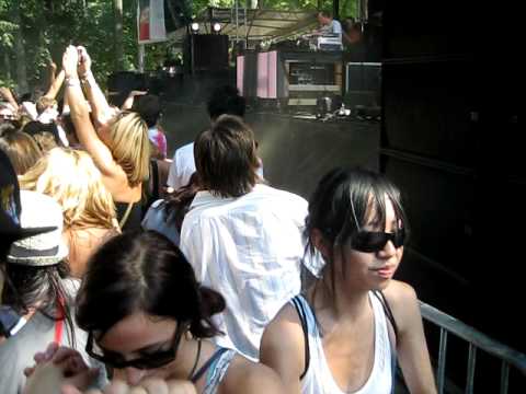 Wolfgang Gartner @ Virgin Mobile Freefest 2010