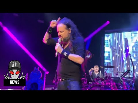 KORN Singer Jonathan Davis Gives Emotional Speech: 'I Need Your Help, Please'