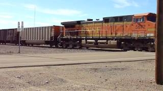preview picture of video 'Railfanning the BNSF Dalhart Sub 11-07-2009'