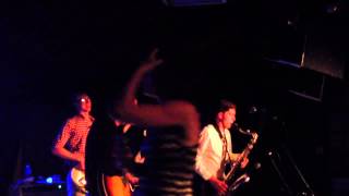 Nick Waterhouse "Teardrop Will Follow You" featuring Erin Jo Harris - Live