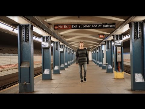 MARC O'POLO DENIM: Pieces of New York - Kitesurf Pro Stefan Spiessberger Takes Flight