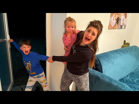 ERNEST pleacă SINGUR acasă NOAPTEA/ CE să FAC cu EL