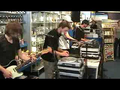 C-Mon & Kypski - Wildfire - Live at FRS instore