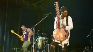 Joe Driscoll (USA) & Sekou Kouyate (Guinea)