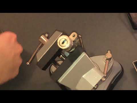 [3] Keso 8 pin Door Cylinder Picked