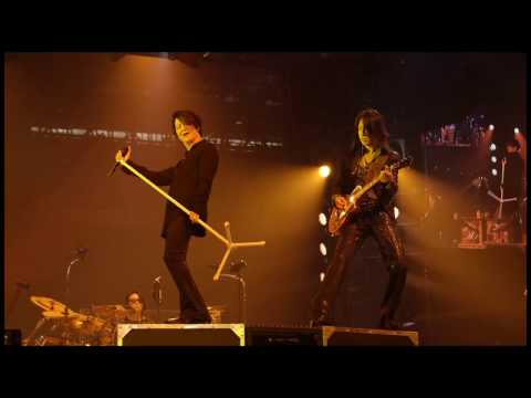 GLAY / HIT THE WORLD CHART! (We♡Happy Swing Vol.2 Ver.)