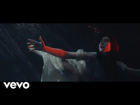 Skarlett Riot - Underwater (Official)