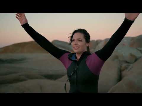 6 headed shark attack | Daphnes death