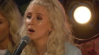 Premiär - Peg Parnevik &quot;Loafers&quot; - Nyhetsmorgon (TV4)