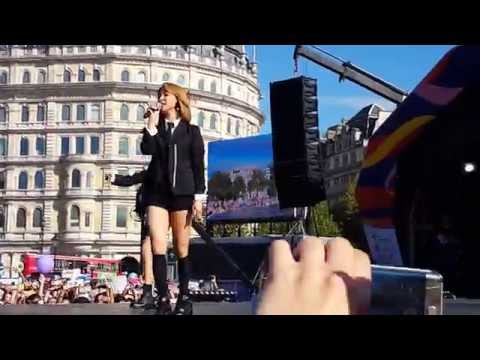 Amber feat. Luna - Shake That Brass (9 August 2015) @ London Korean Festival [FANCAM 1080p60fps]