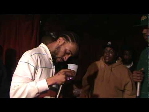 @bricks2tons @yungmarvingaye BLACKIN OUT!