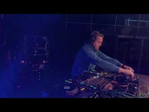 Flashforward x Absolut Live from Rockerill: Fabrice Lig