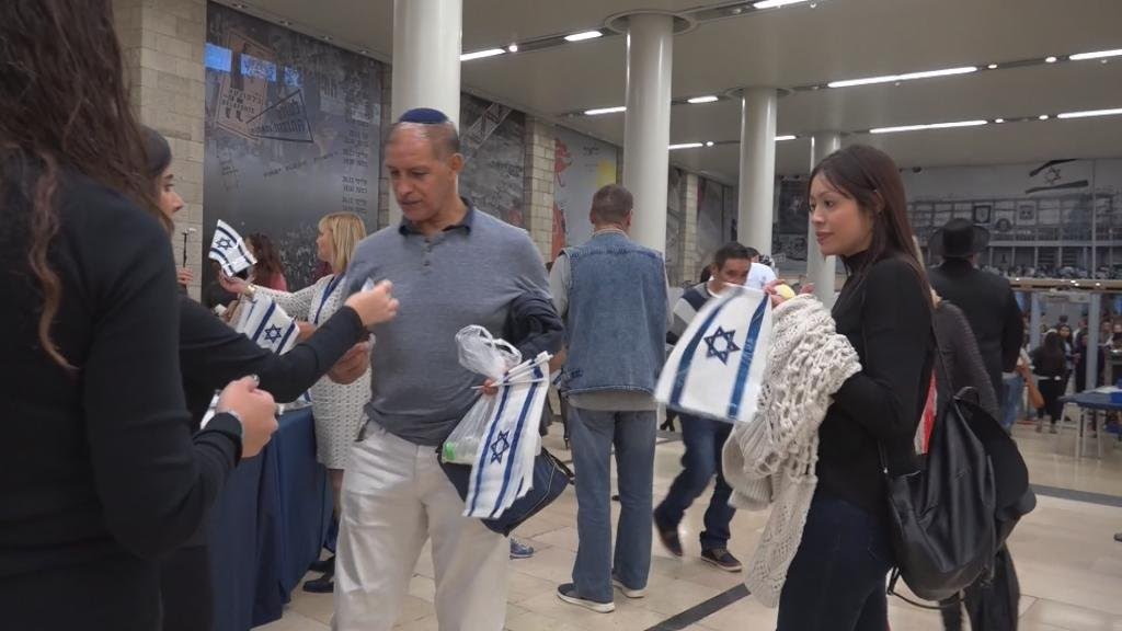 Israel: French citizens making Aliyah face challenge of new life