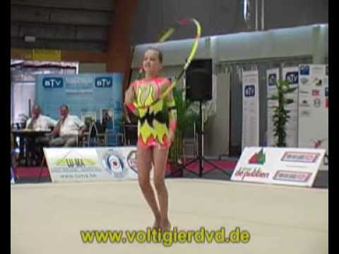 03 - Charlotte VANHOOF - Hoop - Rhythmic Cup Mol 2009