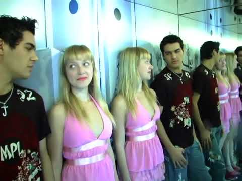 Banda Champion - Você me tira do ar (Clipe Oficial)