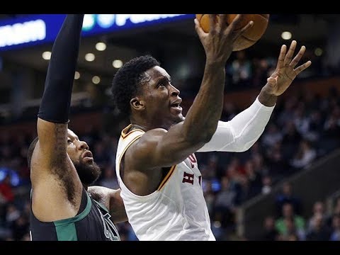 Victor Oladipo at Celtics (03/11/2018) - 27 Pts, 3 Stls, 10-20 FGM, CLUTCH!