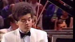Kissin -Rachmaninov piano concerto #2, mvt. II. (part 1)