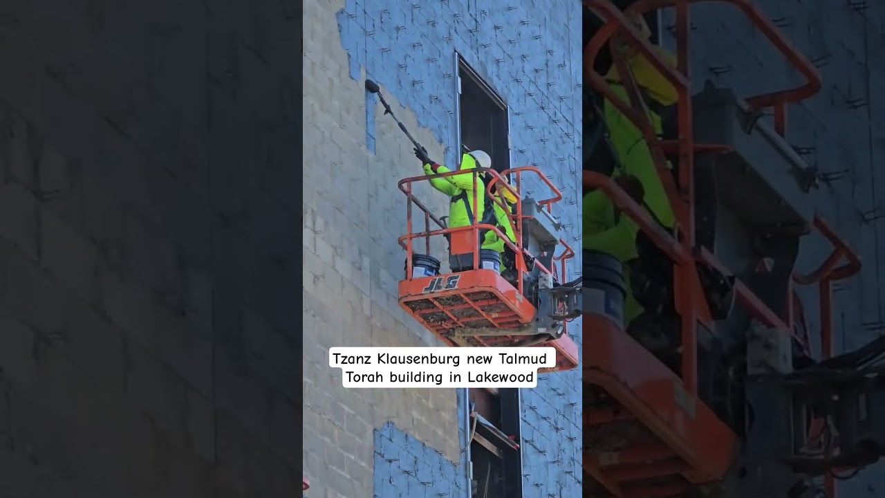 Tzanz Klausenburg new Talmud Torah building in Lakewood