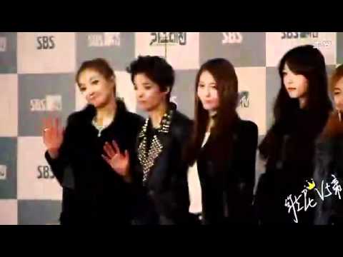 111229 Victoria Focus - Red Carpet On SBS Gayo Daejun 2011