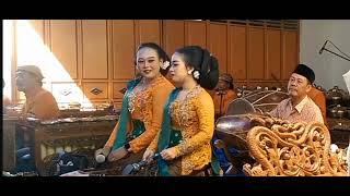 Download lagu Ladrang Eling eling basuki gambuh mbk Nengki feat Yola roso madu Gending paling nyamleng terbaru2025 mp3