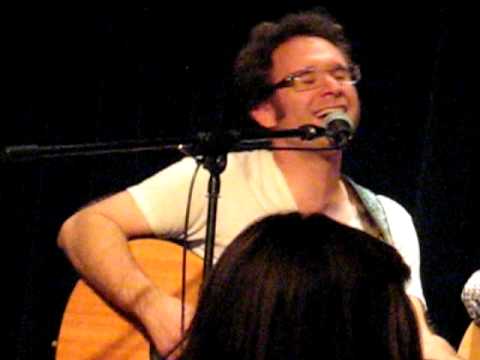 Eric Ginsberg performs Texas is for Lovers at Shore Songwriters Circle, Asbury Park, NJ
