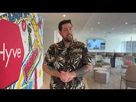 Meet the Shoptalk Fall team. Meet Bryce!