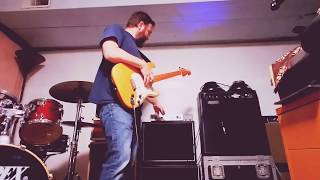 Video thumbnail for Mesa Blue Angel guitar/boost pedal/amp = CRUNCH! by northfortyrecords