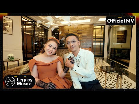 ဟဲလေး , ဝိုင်းစုခိုင်သိန်း - နှစ်ယောက်တည်း တောက်ပမယ် [Official MV]