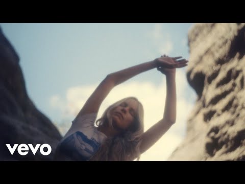 Lydia Luce - Belly (Official Video)