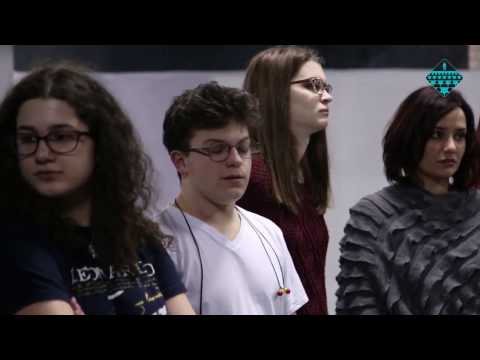 LOVE IS... de Andreea Radu (behind the scenes)