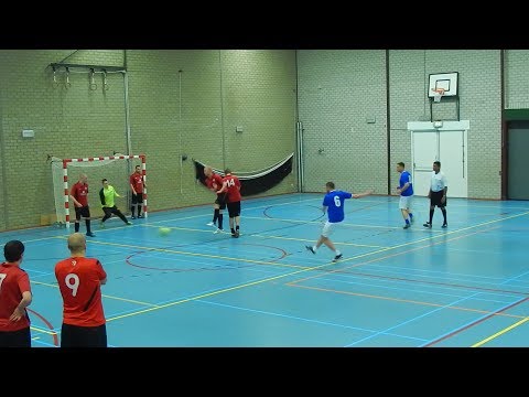 1e helft Futsal Dragten 3 -  Futsal Buitenpost/The Point 1     16 maart 2018