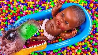 2 Minutes Satisfying Video with Full of Rainbow Beads in BathTub with Funny Dinosaur Cutting ASMR