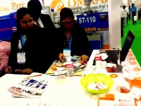 Omkar pp st 650 series plastic injection moulding machine, 4...