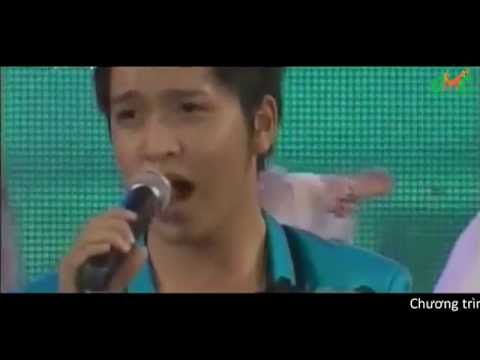 Thể hiện bởi Bạch Công Khanh