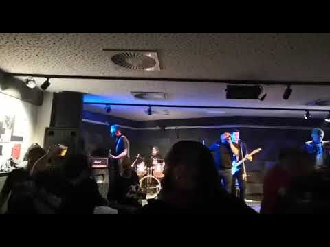 Pruser - Průser - Cesta do Evropy (Primitivs)