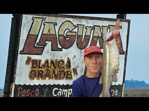 PESQUERO LAGUNA BLANCA GRANDE, Hermoso lugar, conserva la pura naturaleza, salvaje aún. 