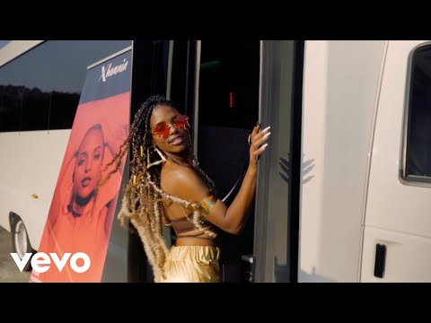 Xhaania - Pull Up (Official Music Video)