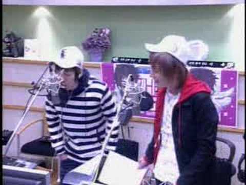 Kiss The Radio: Eeteuk and Eunhyuk moaning