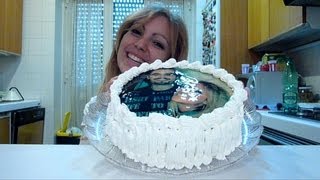 come attaccare una ostia (cialda ) su una torta