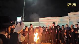 אש ! מעמד ההדלקה בל״ג בעומר במירון בראשות מורנו הרב יצחק דוד גרוסמן שליט״א