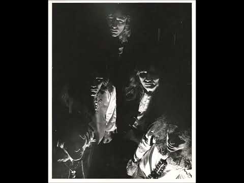 Lay Down And Die Goodbye - Alice Cooper