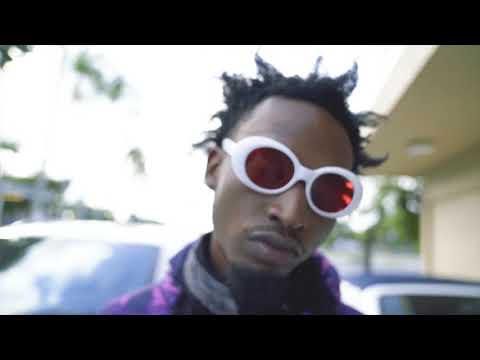 Space Jam The Pilot x Djuiceman x VR Veto - Watch Me Walk (Music Video)