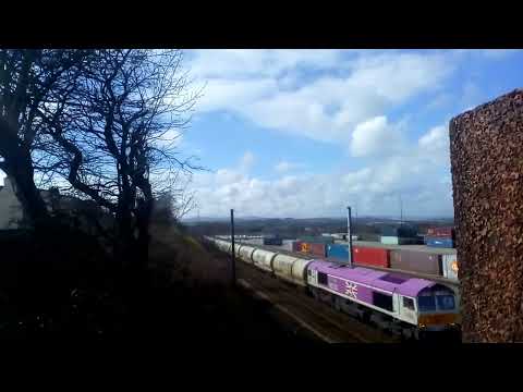 6G03 Clitheroe Castle cement- Mossend GBRF 66734 platinum jubilee passing Elderslie 23/3/23